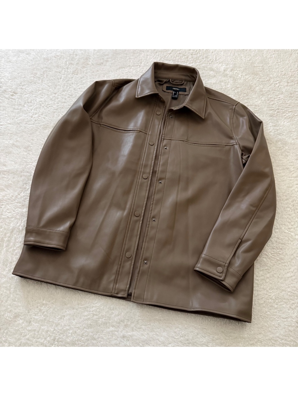Women’s Medium Faux Leather Jacket